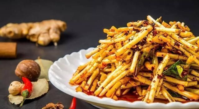 美食|南方学生给室友带特产,结果却被赶出宿舍,南方人不懂美食