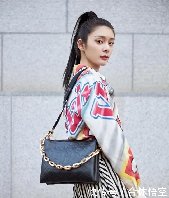 烂大街的包包别背了!2021春夏最流行的是这些