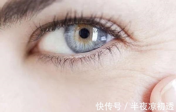 皱纹 细纹干纹分不清?不同皱纹不同策略,正确护肤让你事半功倍