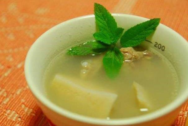 汤水|榴莲壳别扔，教你煲成汤水，清热解毒，还能滋润皮肤，超简单