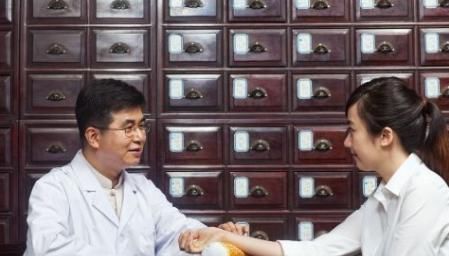  专家|所谓的偏方、秘方你还在深信不疑？ 专家直言：这些秘方不可信！
