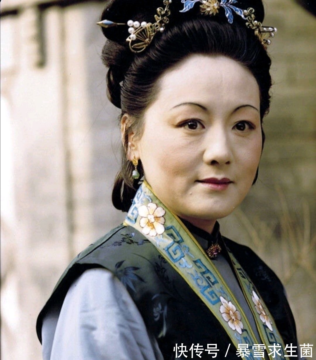 薛宝钗&别人不挑剩下的也不给我，别被黛玉带歪了，作者是要掰冷香丸的谎