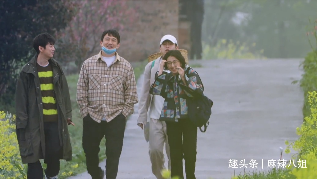 张子枫|三年前戏言成真,看样子“送礼事件”对何炅影响很大