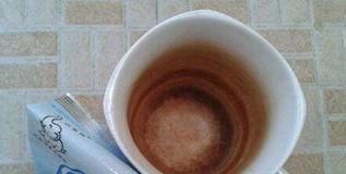 茶杯|8成人还在吃的6种“污垢”,细菌或许比厕所还多,懒人更易中招