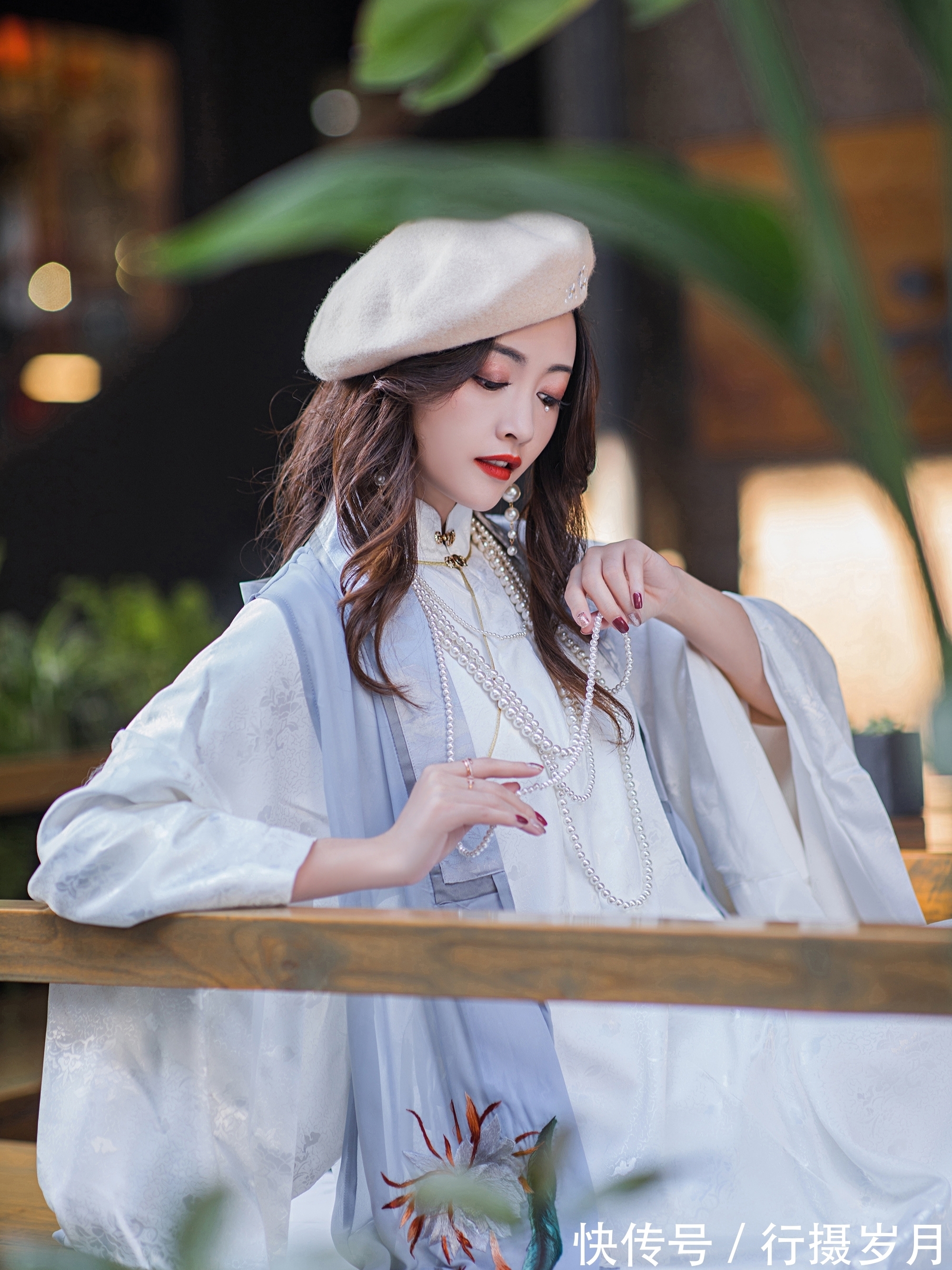 心与心@所有的思绪,化作一汪秋水,融进了丹青