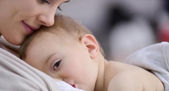 妈妈|4年了,哪个因喝奶太用劲,被妈妈用剪子戳脸的男宝宝现况怎样