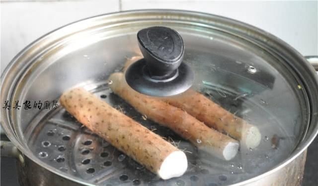 大家都蒸馒头，我却最爱它，不用发酵不揉面，香糯柔软真美味