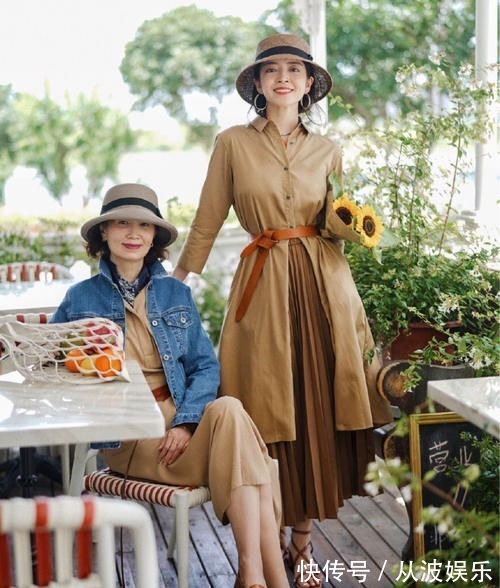 乐福鞋 40、50岁的女人,别穿高跟鞋了,今年流行这3种平底鞋,时髦高贵