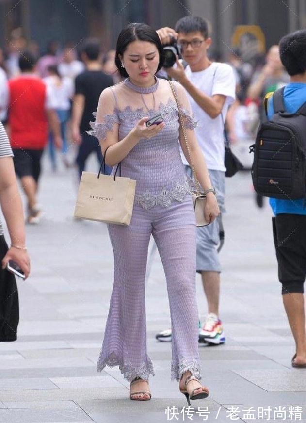 西装|浅紫色蕾丝薄纱上衣搭配阔腿长裤子, 清新自然, 时尚又减龄