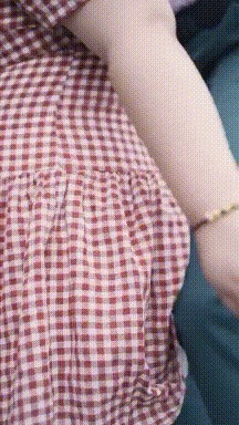 |搞笑GIF:今生有这个女人庇护,走夜路夜路也不怕野狗了