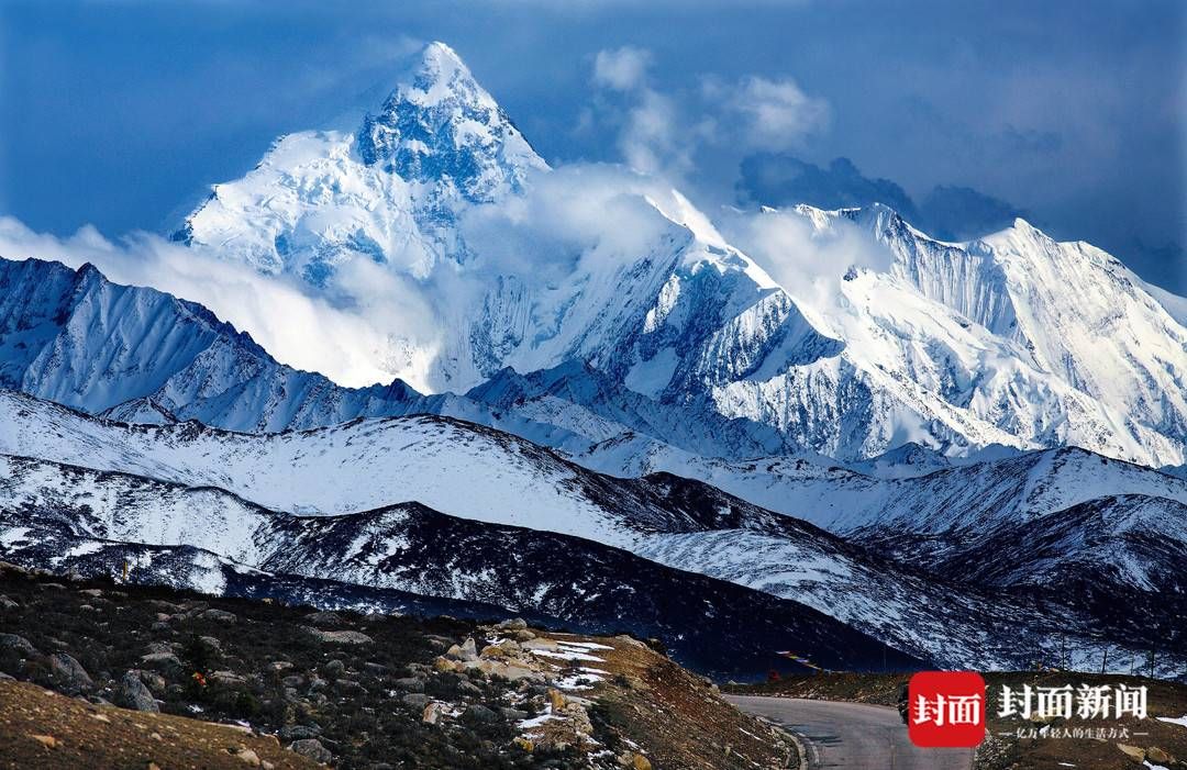 山峰|十二年追峰路：他为山峰拍“证件照” 贡嘎山高度做网名｜图集