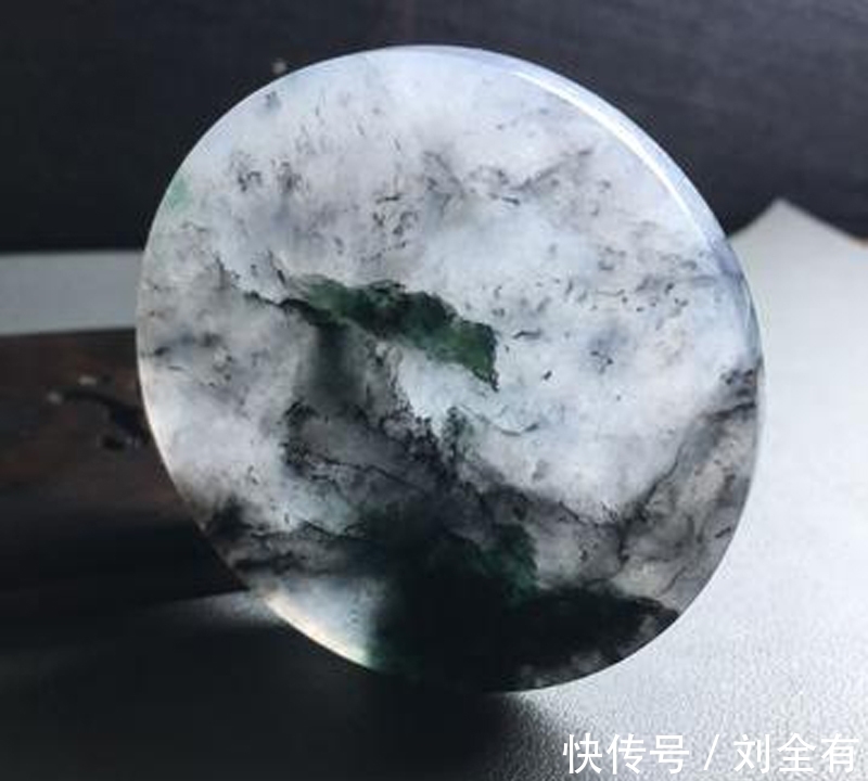 黑色系#除了墨翠,还有一种黑色系翡翠你见过吗?