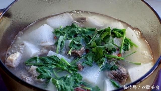 牛肉|冬天喝汤好季节,首选萝卜配牛肉,小火慢炖汤更鲜