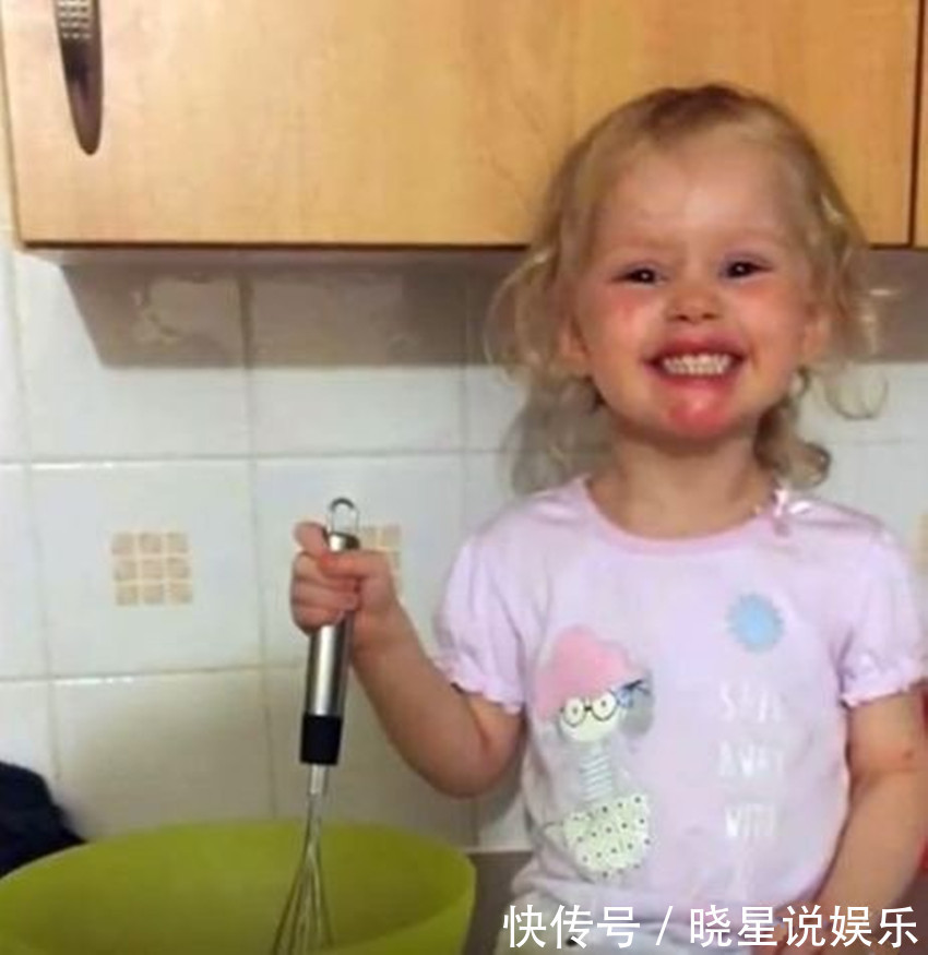 火气|两岁小女孩被男子亲了一口,一个月后妈妈却含泪为娃洗染血的衣服