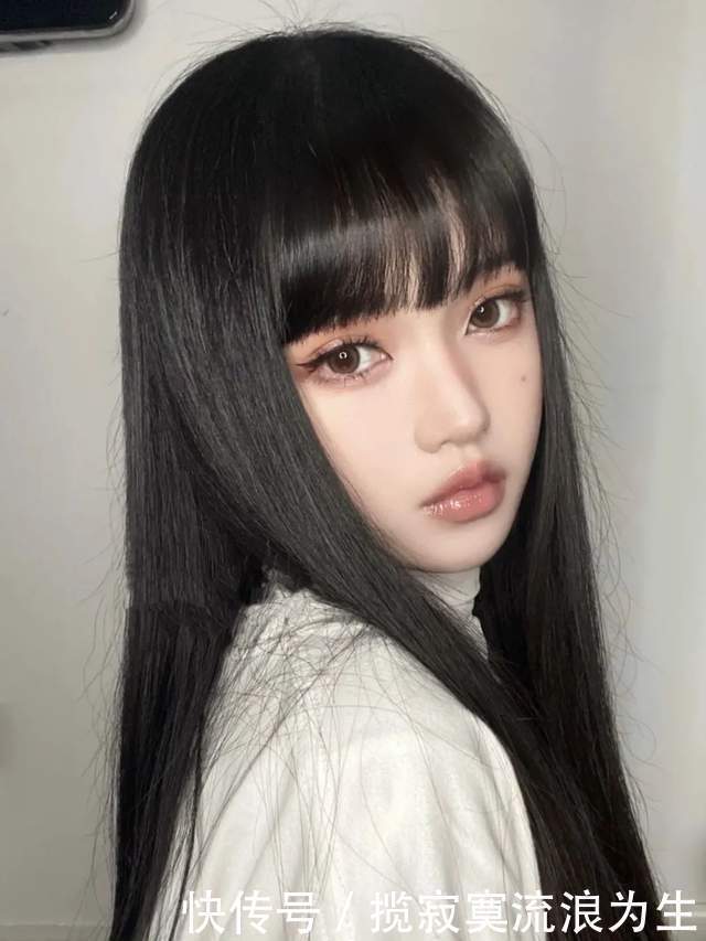 你是什么脸型就选什么刘海今年流行这几款,气质显脸小