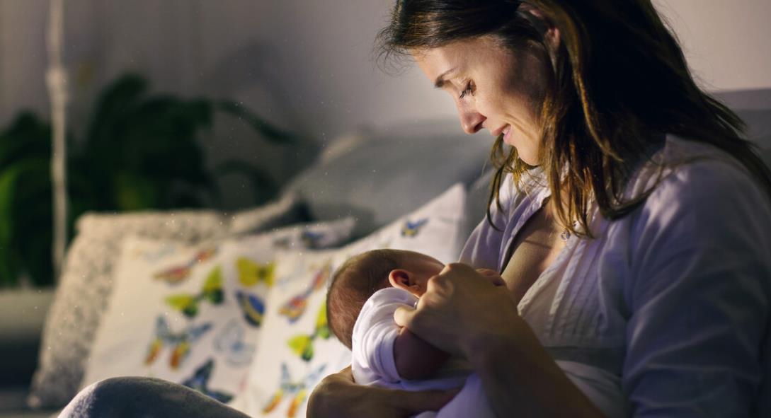 母乳|母乳不够,现在是断奶的时候,当断不断孩子更能哭