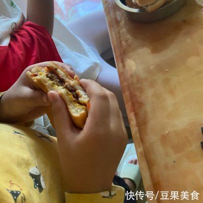 儿童|自制儿童牛排（汉堡包）