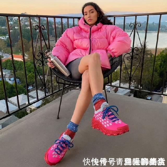 范思哲 安踏联名“范思哲”!颜值满分,国外明星上脚,老外也爱进口鞋