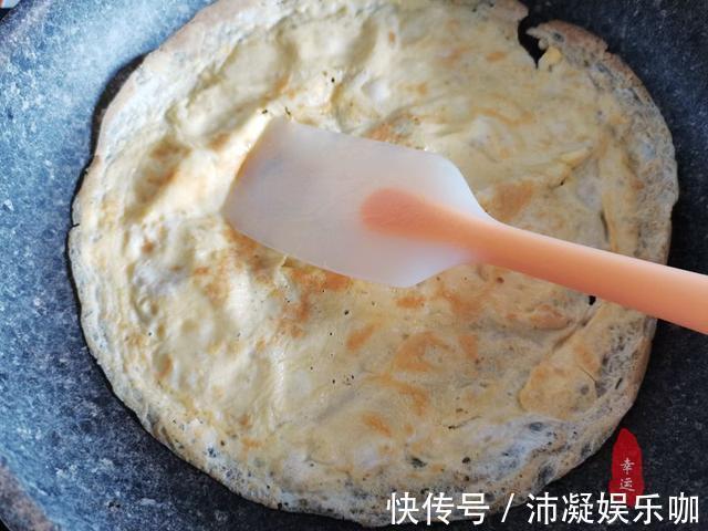 紫甘蓝|这个饼凉了也不会硬,天热了吃这样的饭菜,不会让你出汗哦