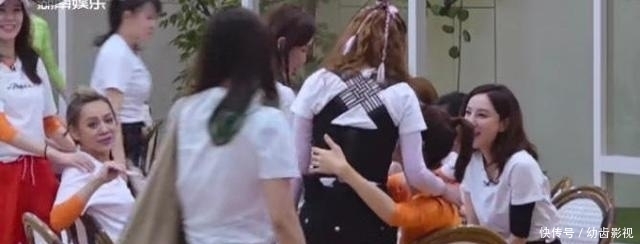  请问|请问《浪姐》姐姐请宁静？按肩部郁可唯、孟佳按住宁静