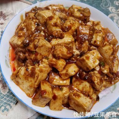 简易版麻婆豆腐一出锅，方圆十里都飘香