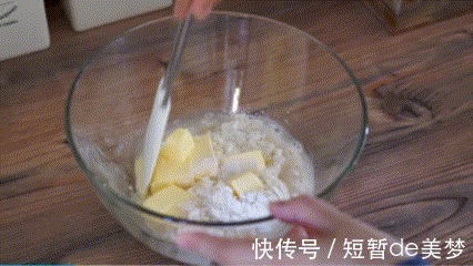 希腊酸奶|不论男女,早晨吃点它,口臭便秘逐渐消失,润肠通便,清淡养颜