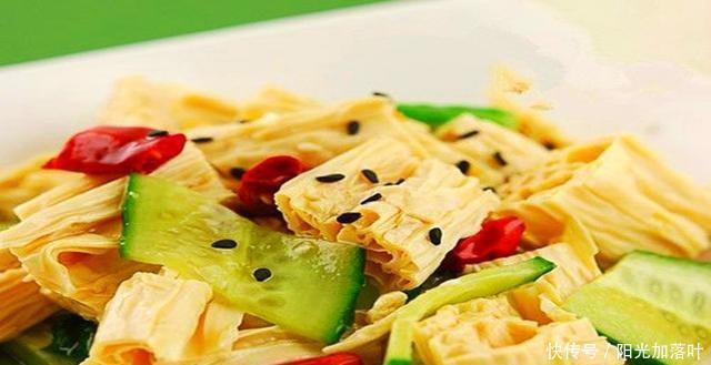 家庭版红油拌豆腐,这样简单的搭配,成为非常美味的家庭沙拉