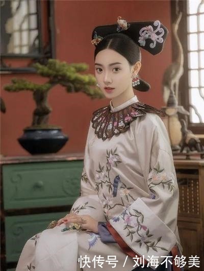 这本|天下归元的《凰权》万人追捧,却输给了自己这本9.6分的火爆文