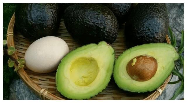 食用|世卫组织呼吁停止食用,比肥肉还伤血管,提醒父母:尽早撤下餐桌