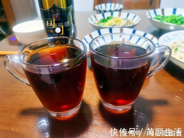 入伏了，晚餐4个菜中2个海鲜都是难得一见的，老公说你真会吃