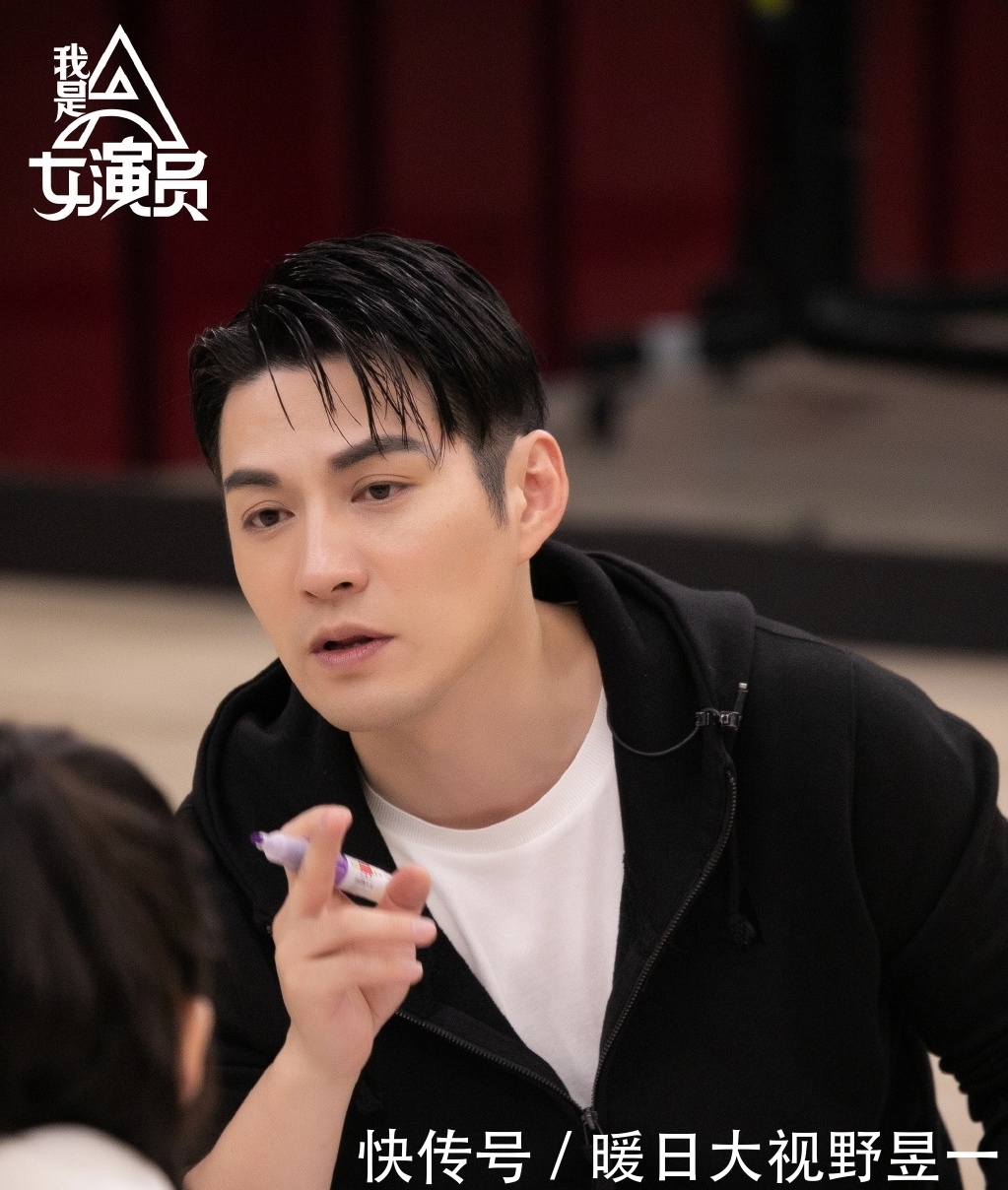 豆瓣评分2.6的综艺《我是女演员》,真的尴尬到不值得去看吗?