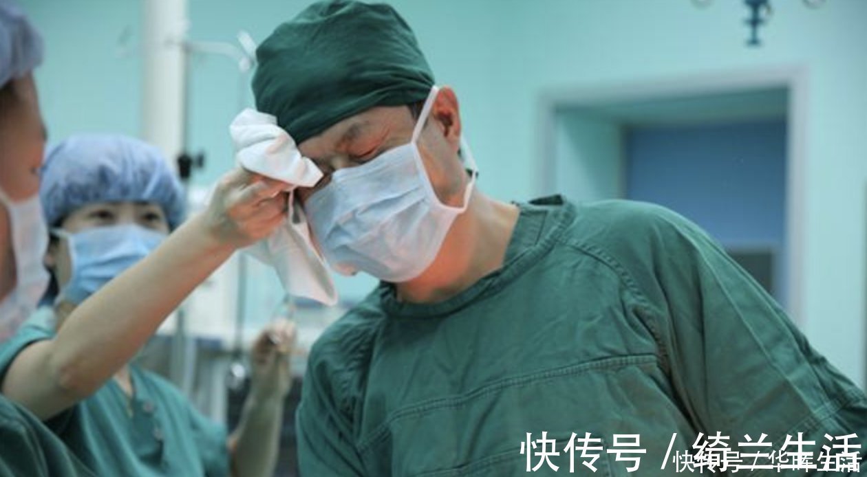 尴尬|很多医院安排男医生接生,不会看到产妇隐私吗听听医生的解释