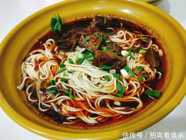 全是|中国“最具争议”的4碗面,当地人都说好吃,外地人尝后全是吐槽