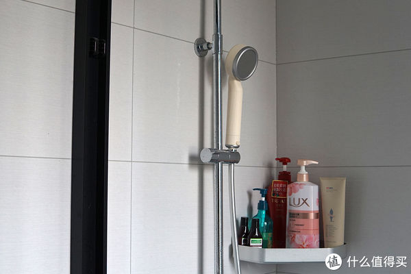 出水孔|智能家居 篇二十九:给家庭沐浴来点新花样,上手moido二代小活泉净水养肤花洒