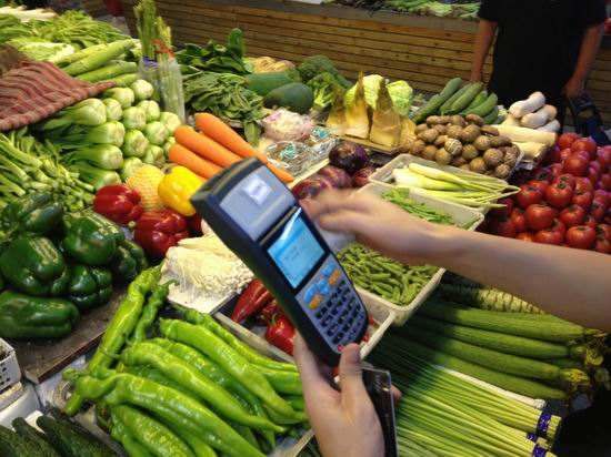 简单|互联网巨头夺走菜贩生计?未必那么简单