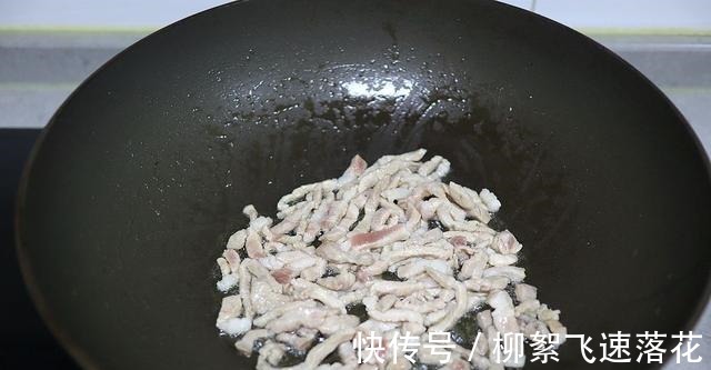 肉丝|香辣豆腐炒肉丝,又软又嫩,弹性十足,味道浓郁倍儿下饭!