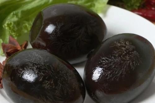 心血管疾病|胆固醇含量排行榜,鸡蛋只排第5,血脂高的人,第一名尽早远离