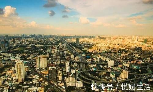 购房者|为何大家都不建议回老家买房内行人做了详细分析,刚需懂了