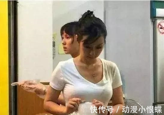 |搞笑图片：大姐，你的腚是硅胶做的吗？