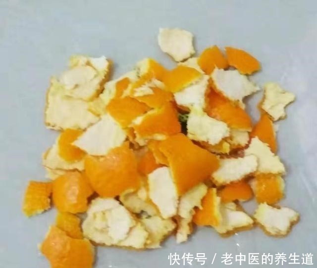 碱性|桔子皮水养花效果好,但有些花不能随便浇!