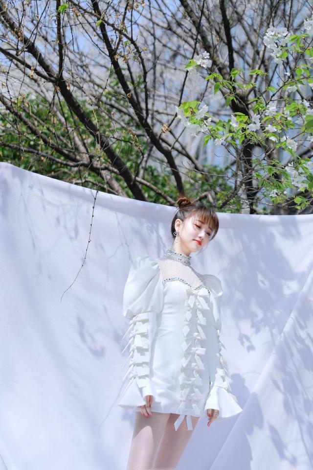 90后“金牌主持人”,被稱為“美腿女神”,堅(jiān)持健身或是關(guān)鍵