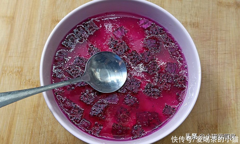 火龙果|教你在家做水果果冻,Q弹爽滑好吃,而且做法非常简单,孩子喜欢