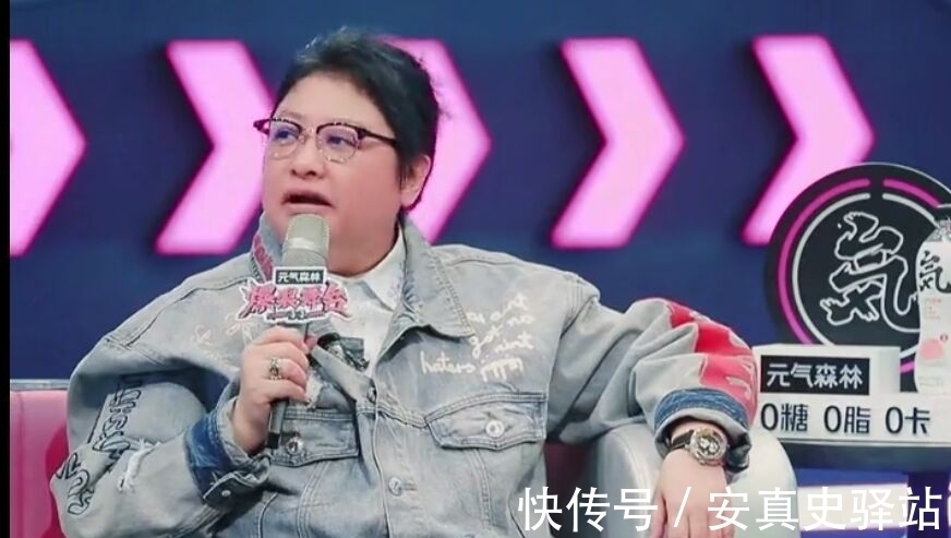 周洁琼唱歌跑调、舞蹈拉垮背后，讽刺了多少“全能艺人”的梦？