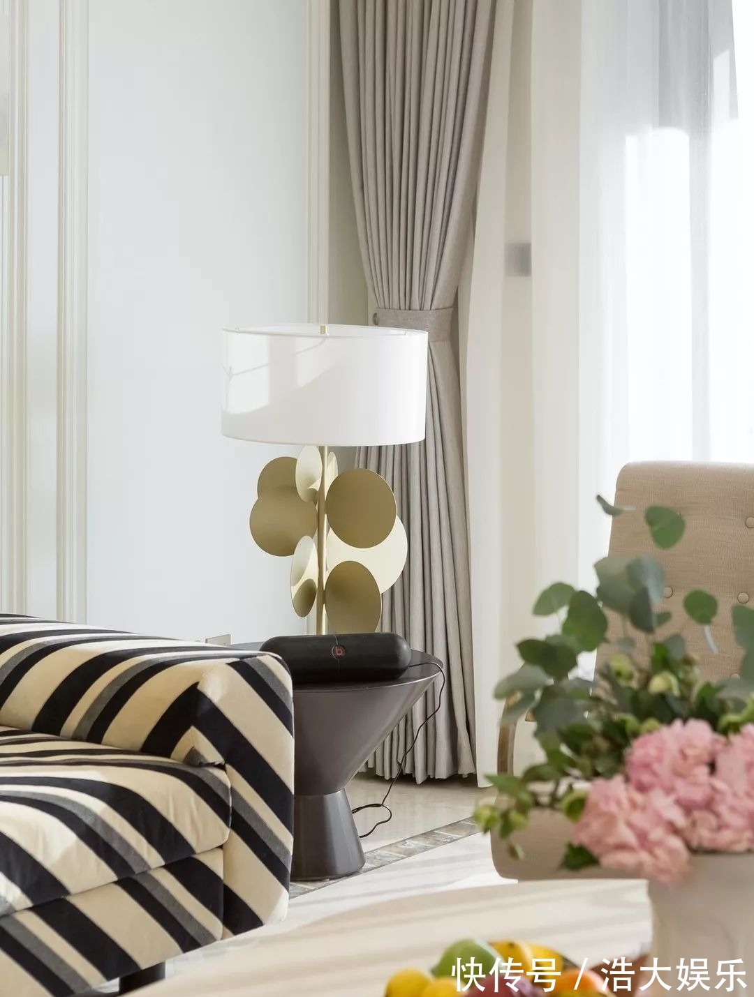 软装|270㎡精装房软装设计,简洁、纯美的温馨轻法式风