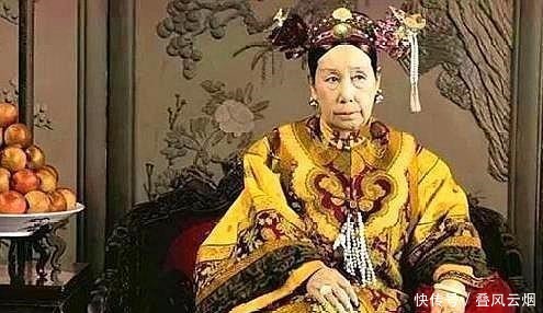 实在|慈禧第五代外孙女身份公开,两人照片对比后,网友实在太像了