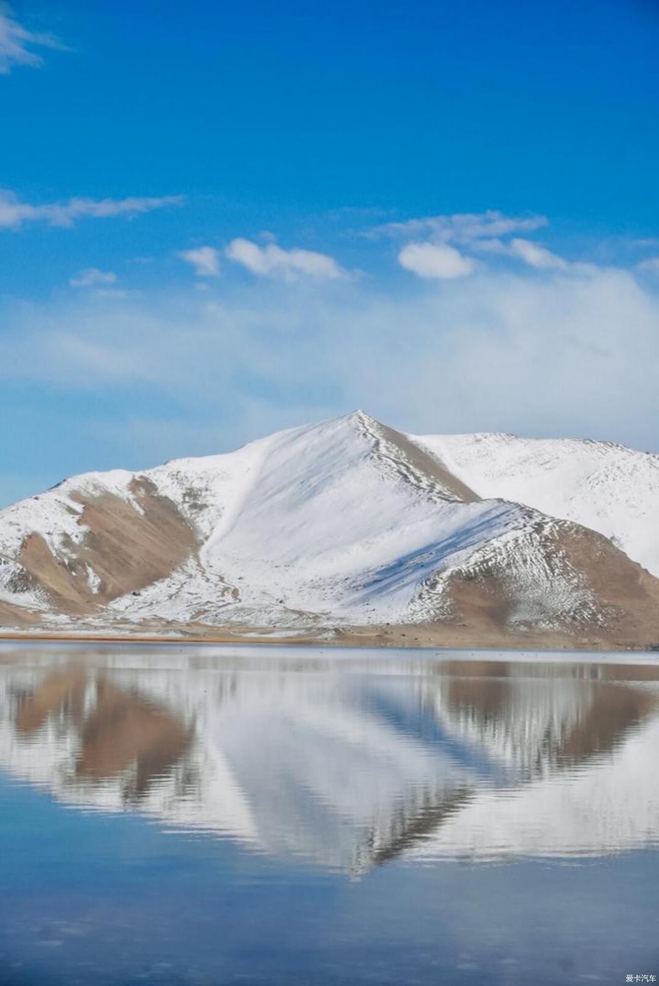 闪闪发光的雪山梦境