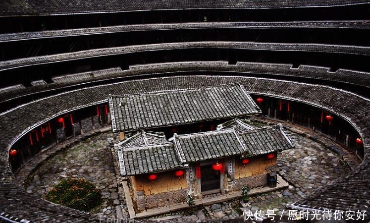 官场|他33岁当上广东巡抚 因为破坏官场潜规则被搞下课