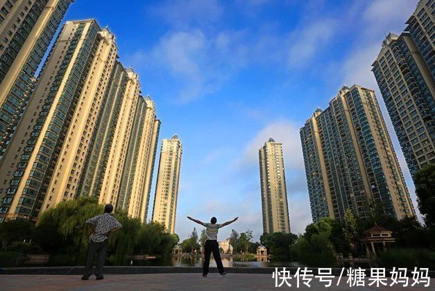 房子|“没房子怎么结婚”？儿女不满租房子住，父母就要倾尽所有买房？