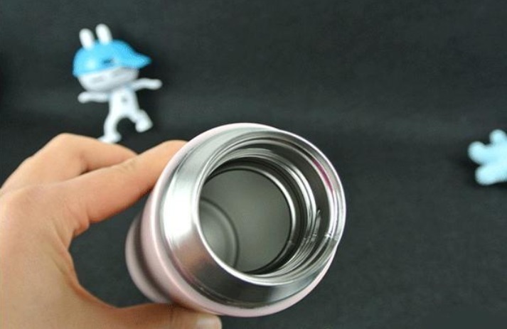 园长|儿子的进口保温杯被摔坏，对方家长只赔50元，园长的做法很大气