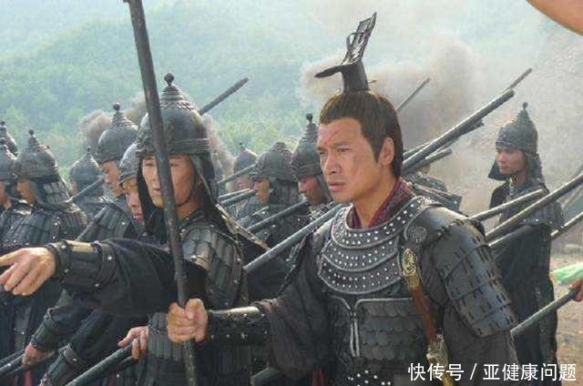 在古代社会,为何佩戴刀剑逛街都没事,私藏盔甲就会人头落地